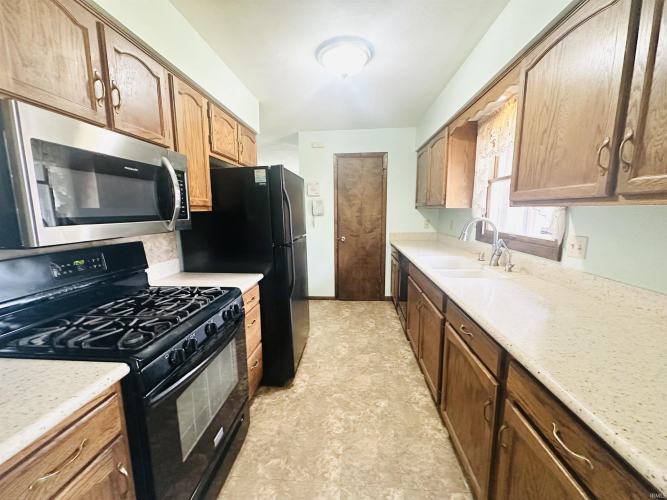 Listing Image 21