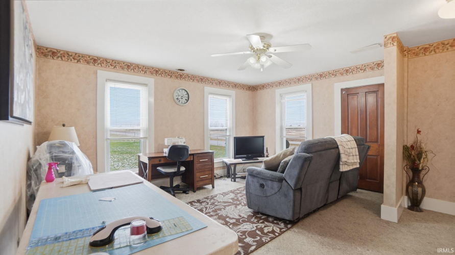 Listing Image 14