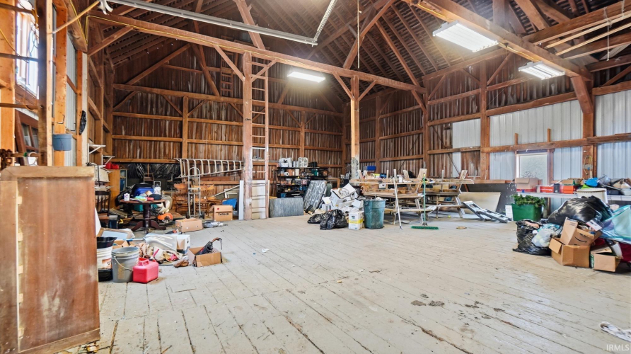 Listing Image 32