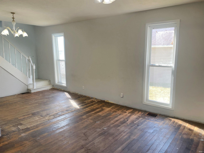 Listing Image 23