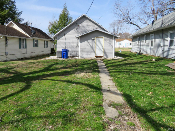Listing Image 10
