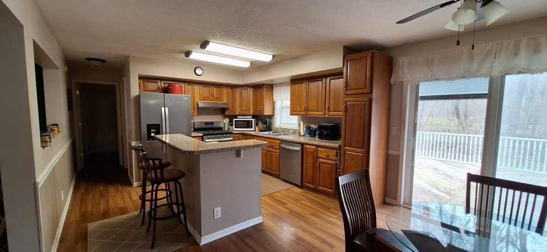 Listing Image 14