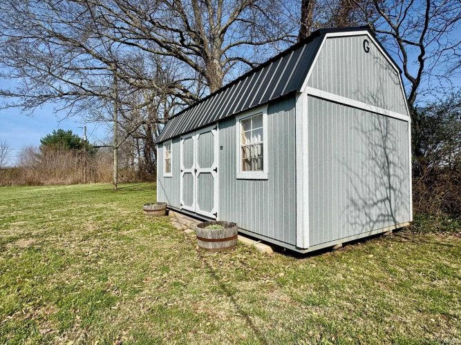 Listing Image 8