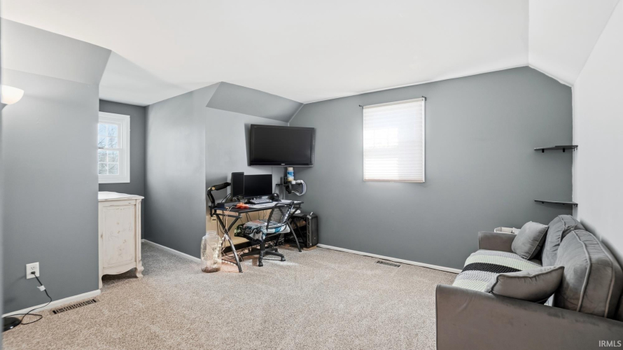 Listing Image 30