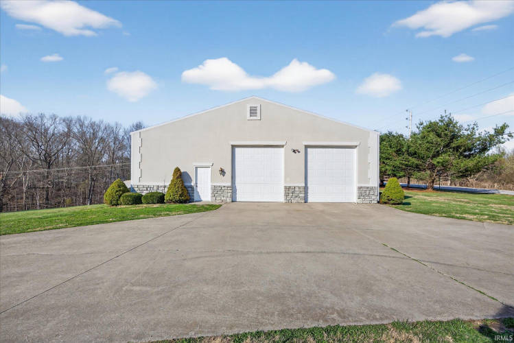 Listing Image 32