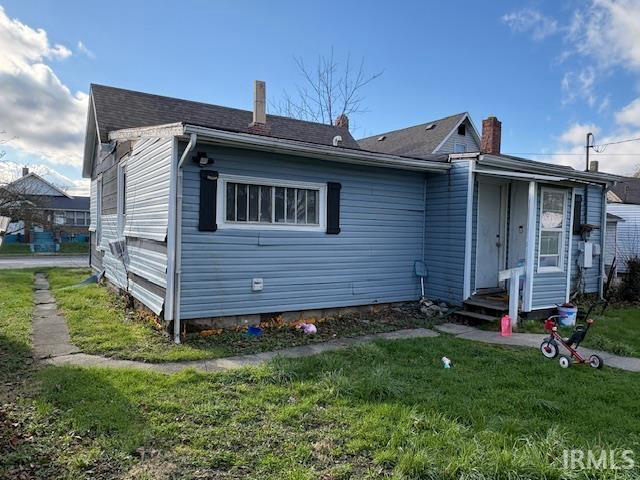 Listing Image 4