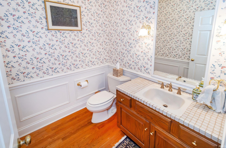 Listing Image 18