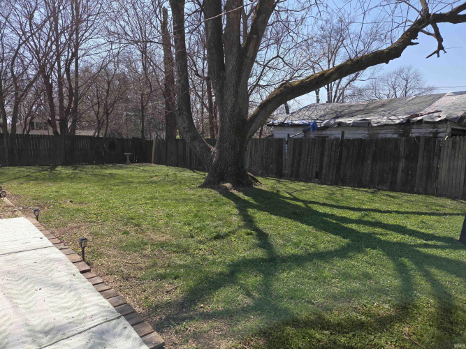 Listing Image 17
