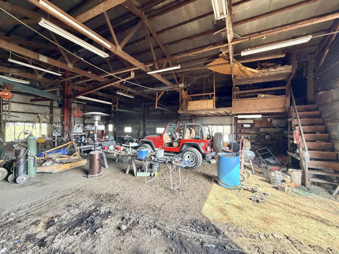 Listing Image 24