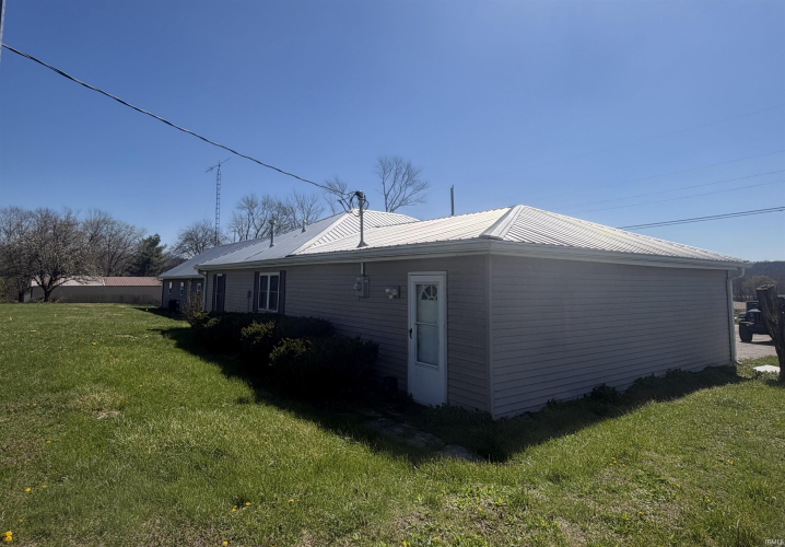 Listing Image 13