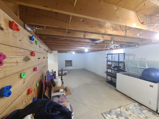 Listing Image 24