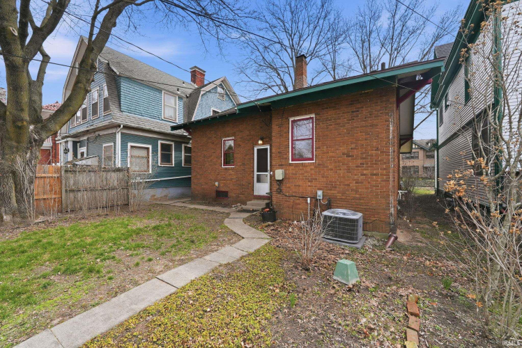Listing Image 32