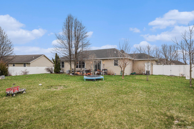 Listing Image 27