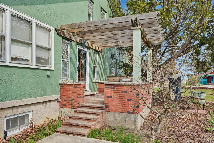 Listing Image 21