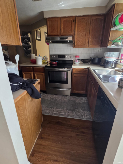 Listing Image 25