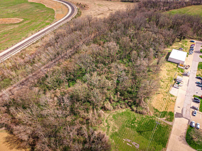 Listing Image 9