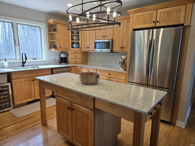 Listing Image 8