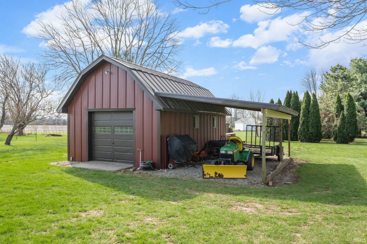 Listing Image 36