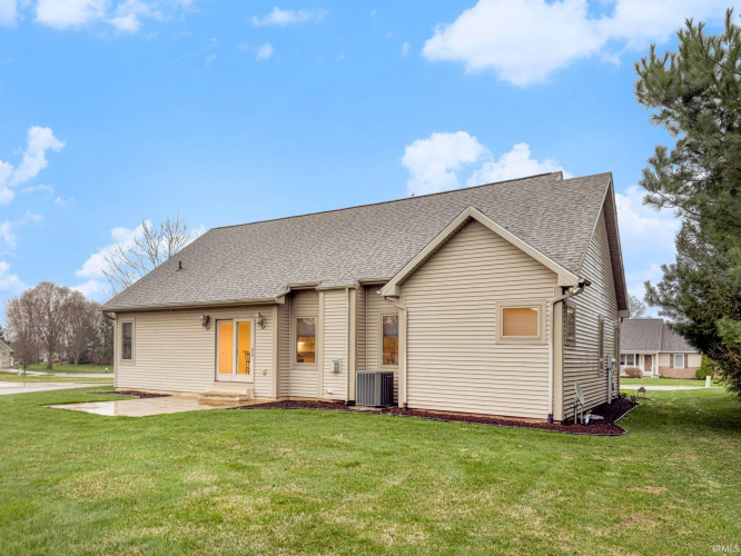 Listing Image 20