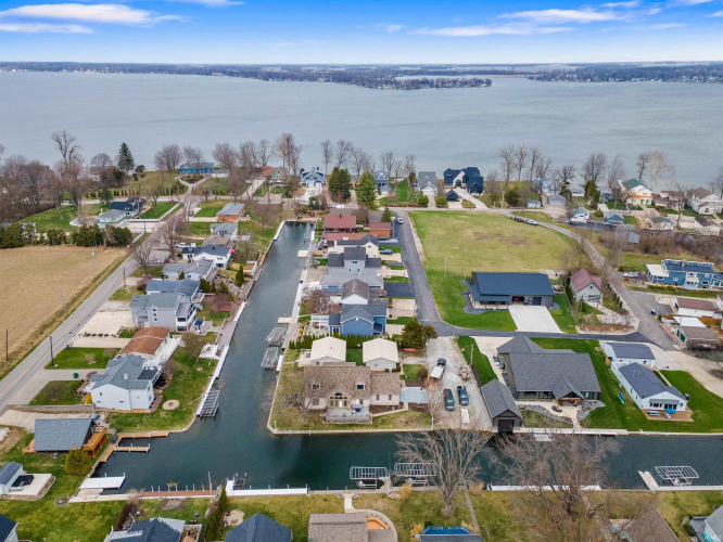 Listing Image 33