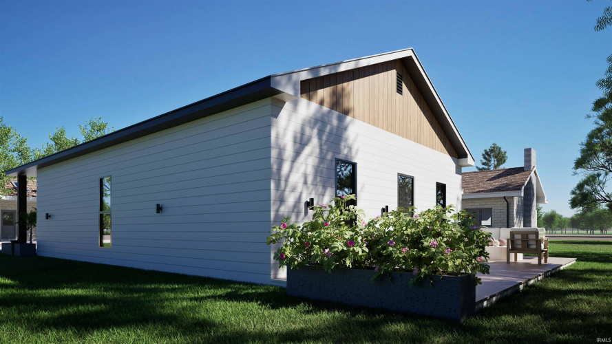 Listing Image 4