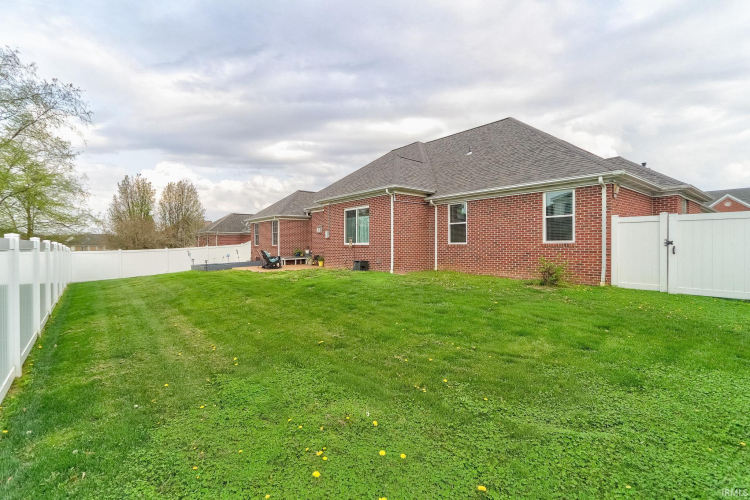 Listing Image 32