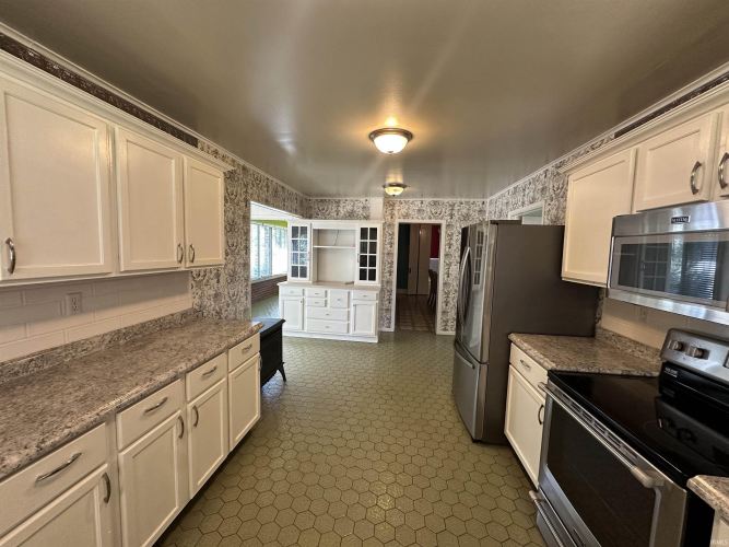 Listing Image 13