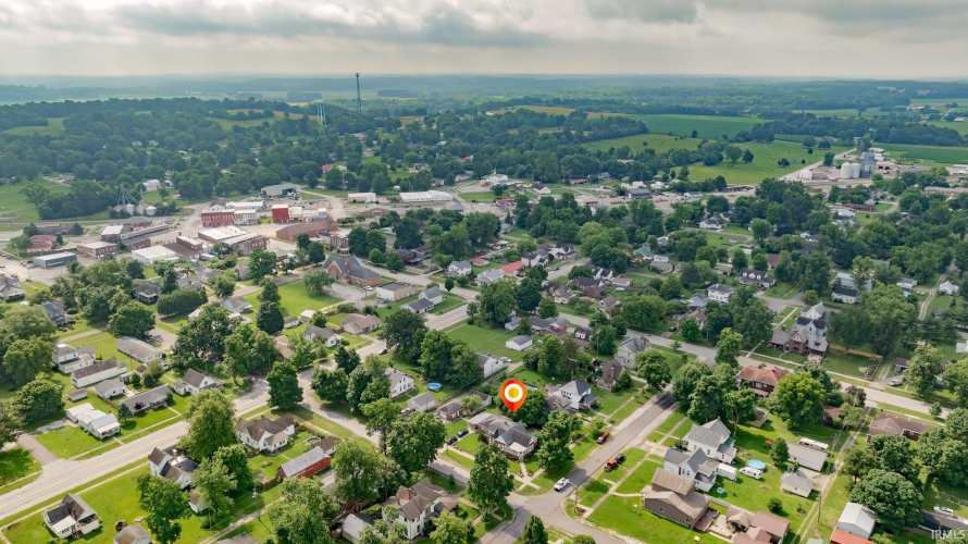 Listing Image 4