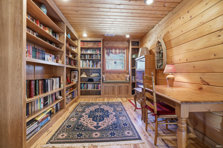 Listing Image 16