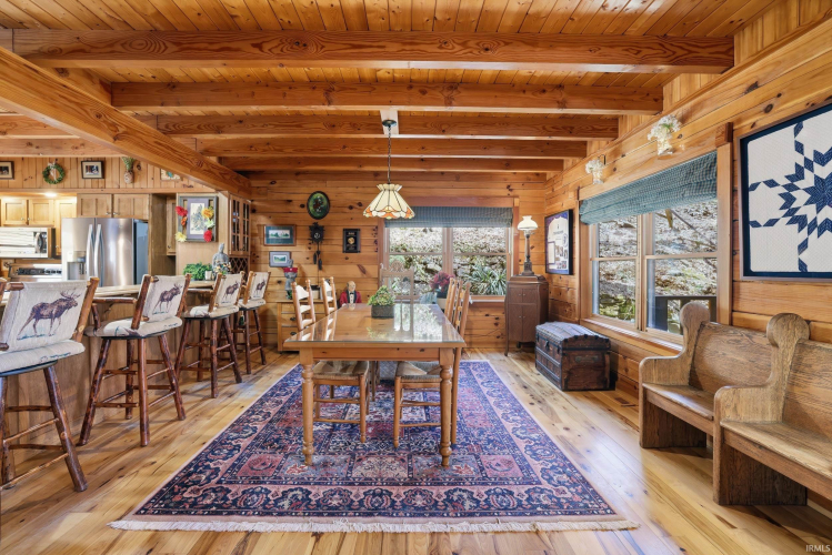 Listing Image 5