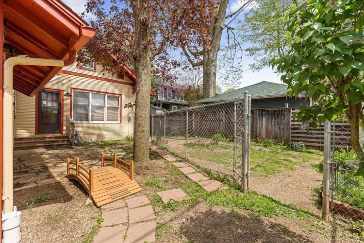 Listing Image 31