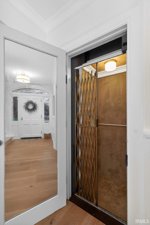 Listing Image 10