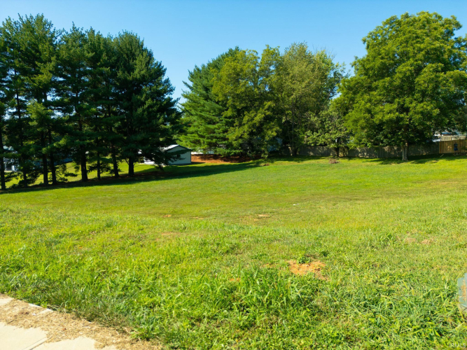 Listing Image 3