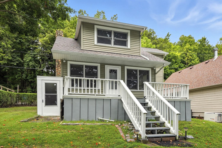 Listing Image 3