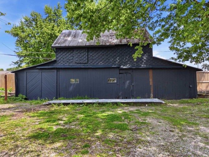 Listing Image 25