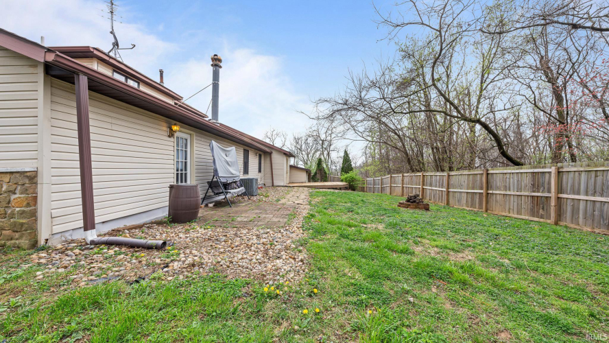 Listing Image 7