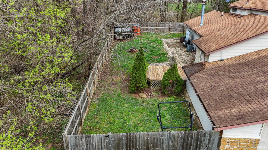 Listing Image 8