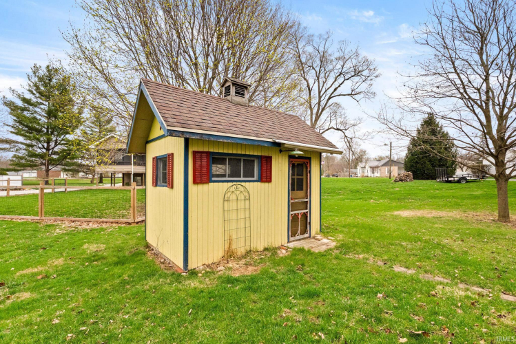 Listing Image 8