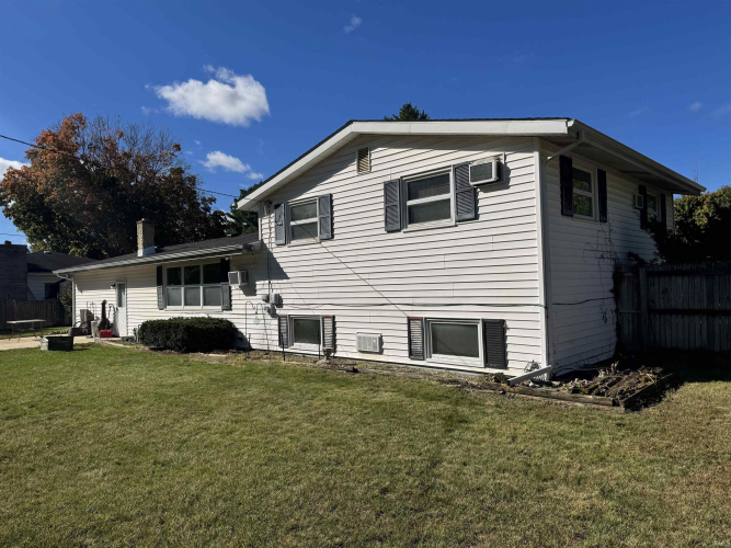 Listing Image 23