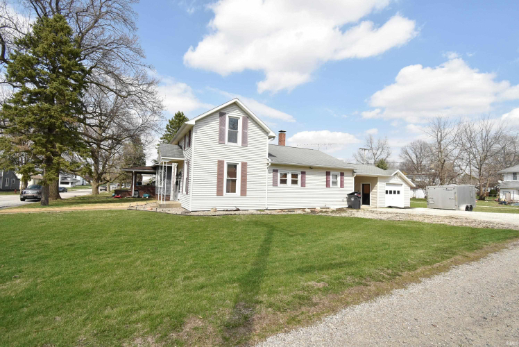 Listing Image 3