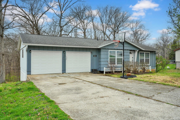 Listing Image 17