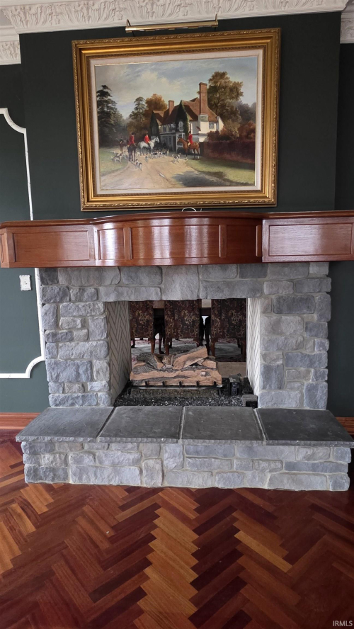 Listing Image 17