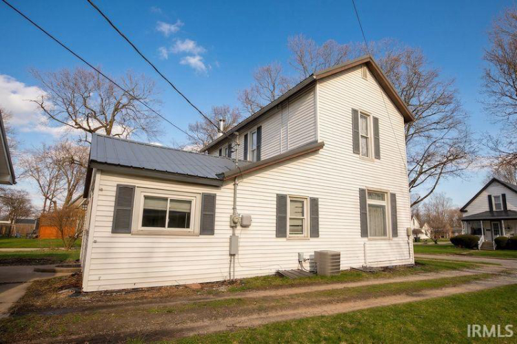 Listing Image 22