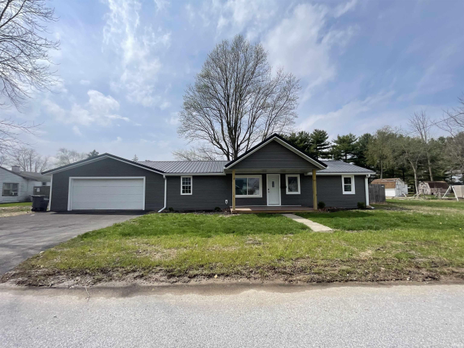 Listing Image 10