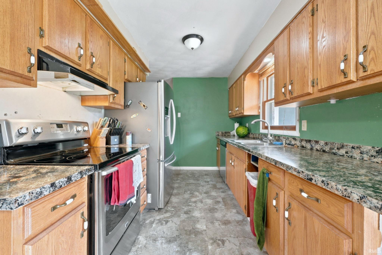 Listing Image 5