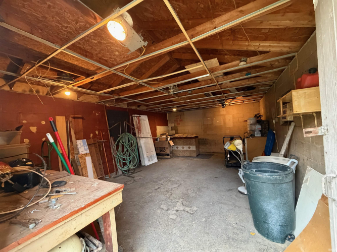 Listing Image 36