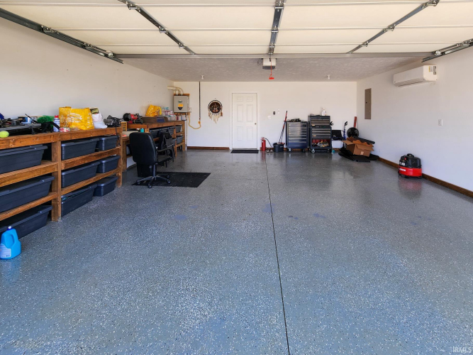 Listing Image 36