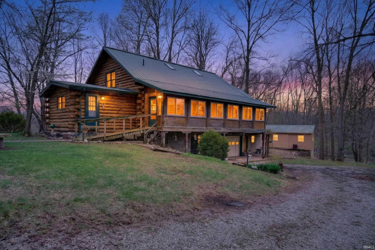 Listing Image 4