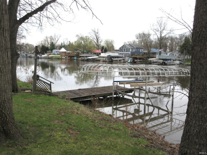 Listing Image 8