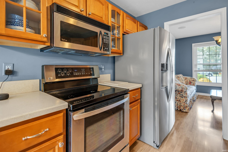 Listing Image 19